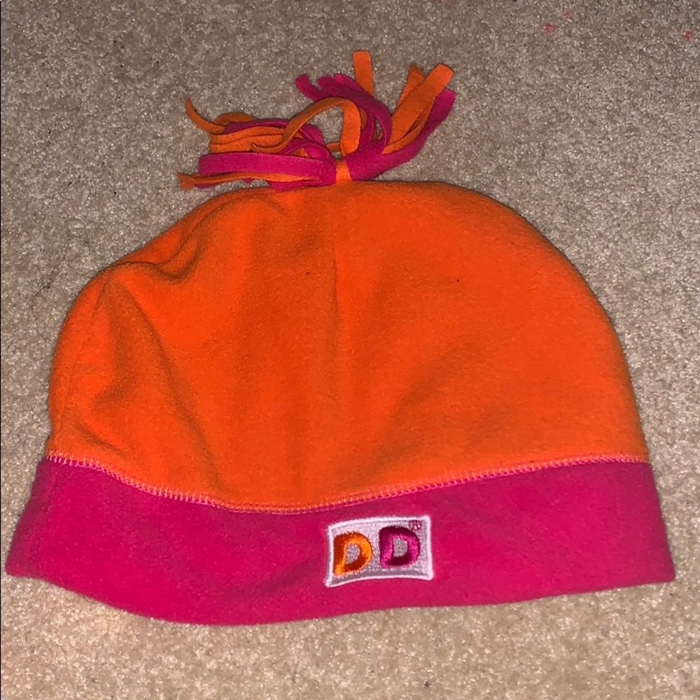 2018 Dukin donuts winter hat